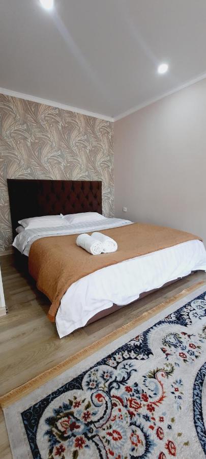Apartament Cosy flat Semej Zewnętrze zdjęcie